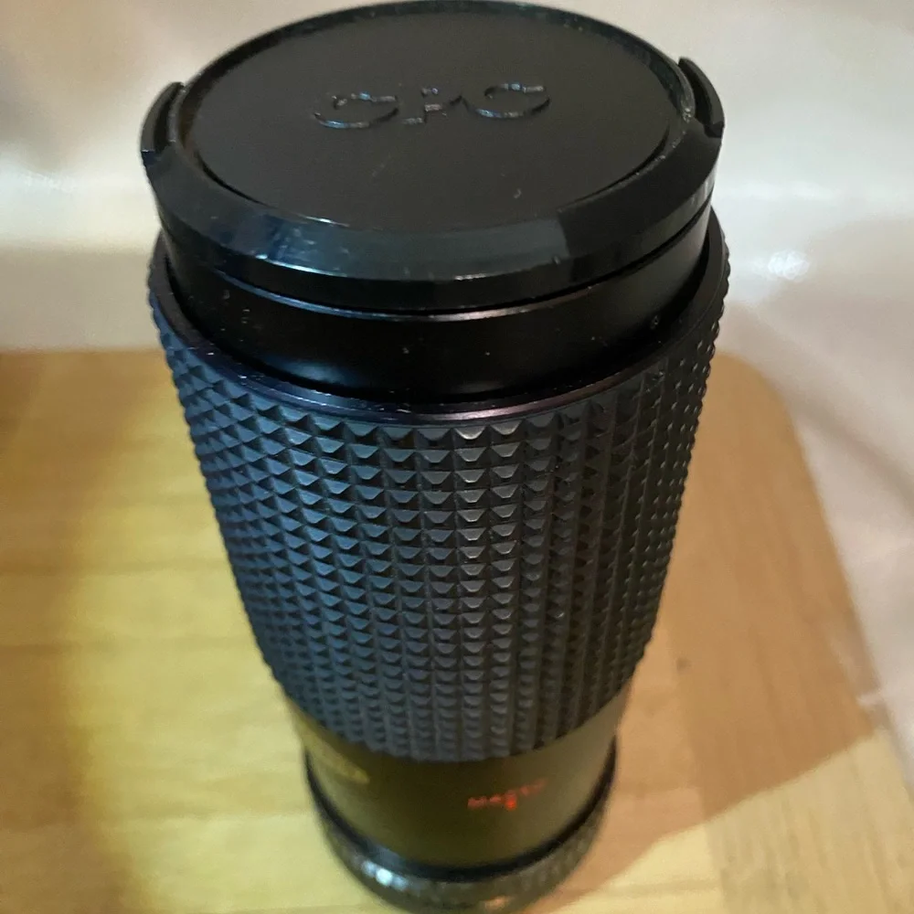 CPC Camera Lens Auto Zoom 80-200mm 1 Cap.